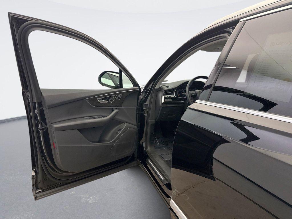 used 2022 Audi Q7 car, priced at $37,998