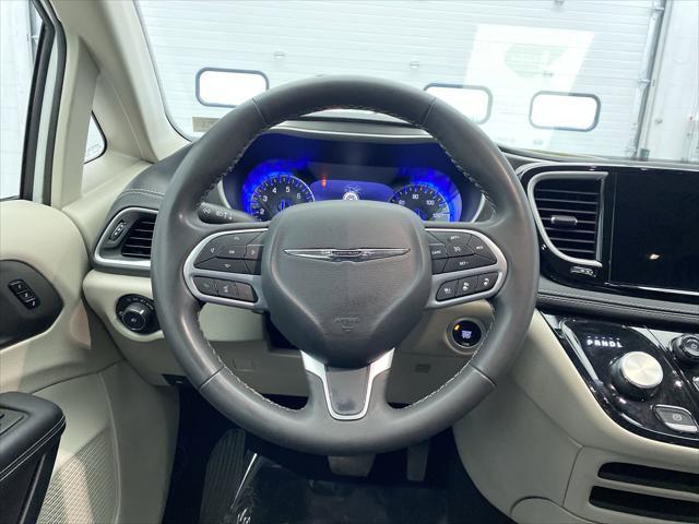 used 2023 Chrysler Pacifica car, priced at $33,150