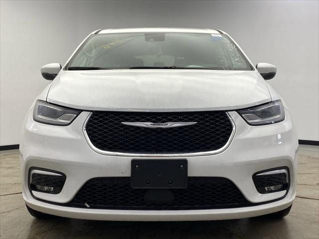 used 2023 Chrysler Pacifica car, priced at $33,550