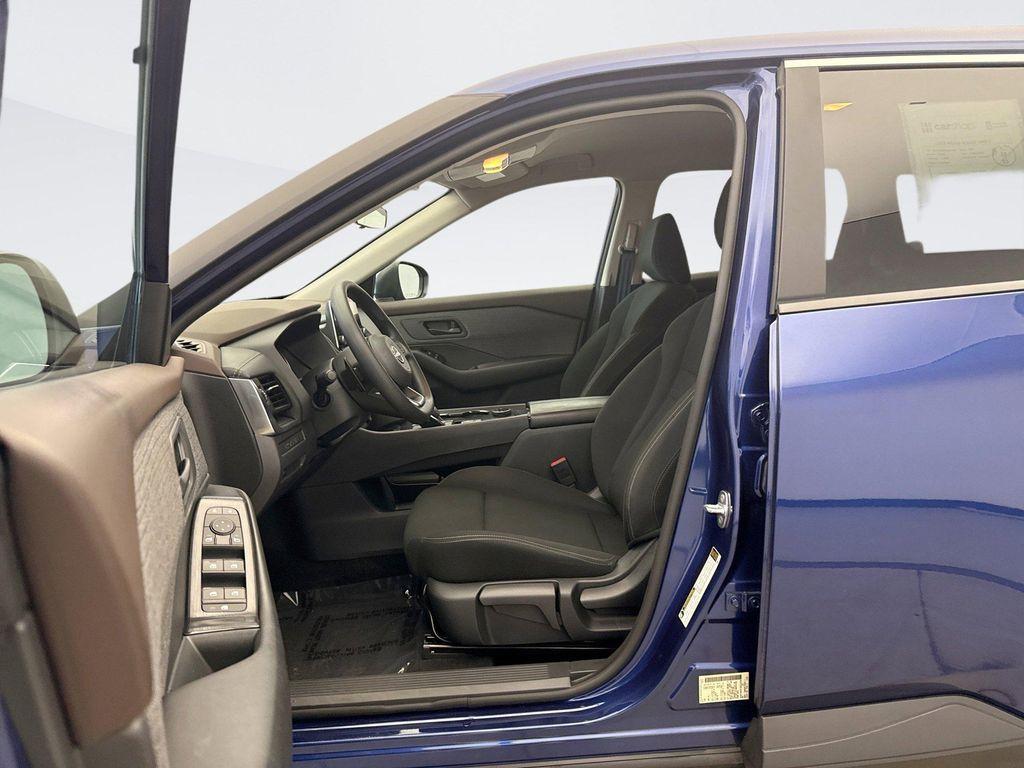 used 2023 Nissan Rogue car, priced at $23,098