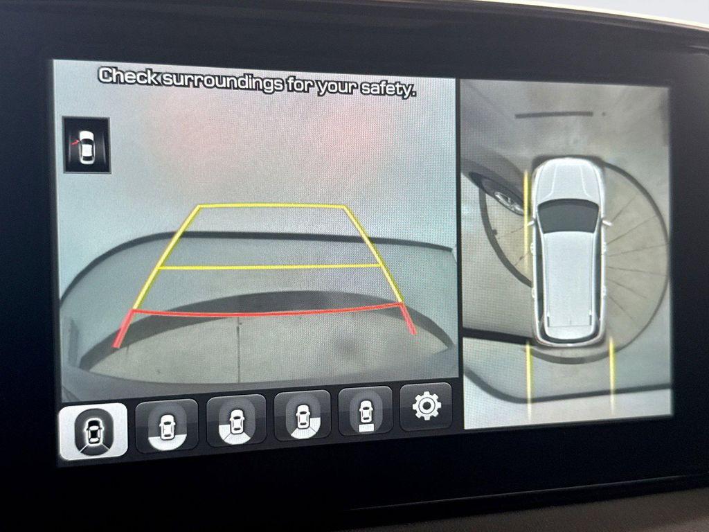 used 2020 Hyundai Santa Fe car, priced at $17,549