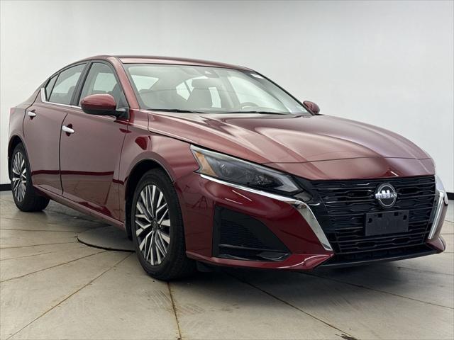 used 2023 Nissan Altima car, priced at $21,000