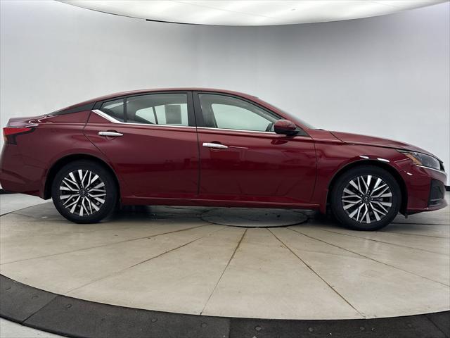 used 2023 Nissan Altima car, priced at $21,000