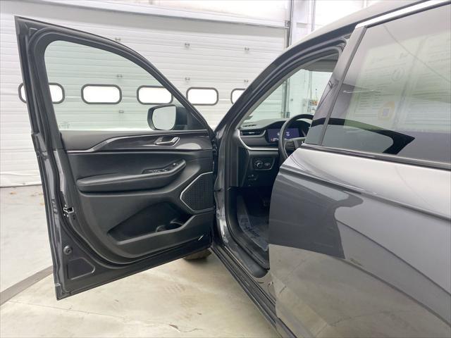 used 2022 Jeep Grand Cherokee L car, priced at $29,999