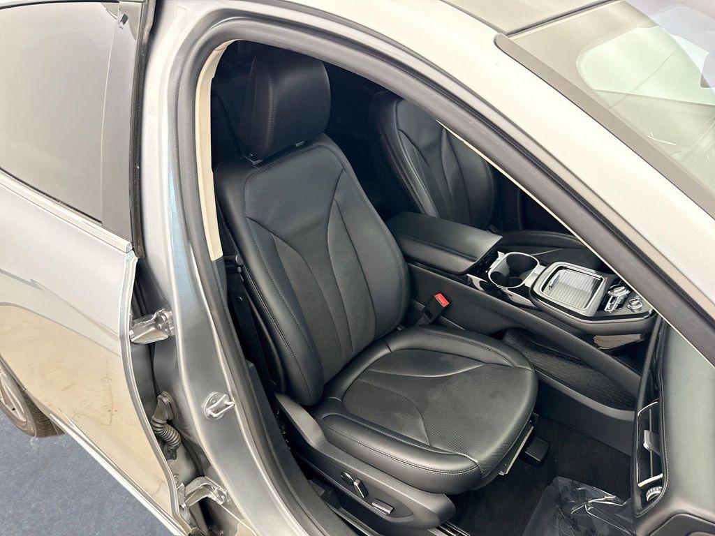 used 2021 Lincoln Nautilus car, priced at $31,999