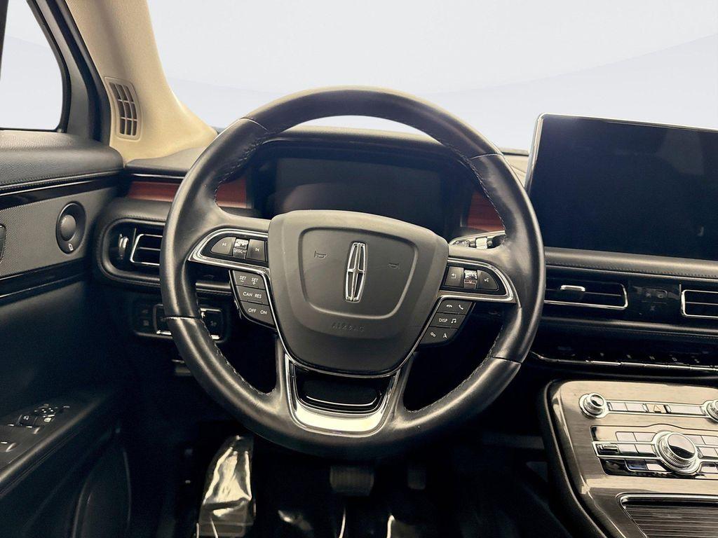used 2021 Lincoln Nautilus car, priced at $31,999