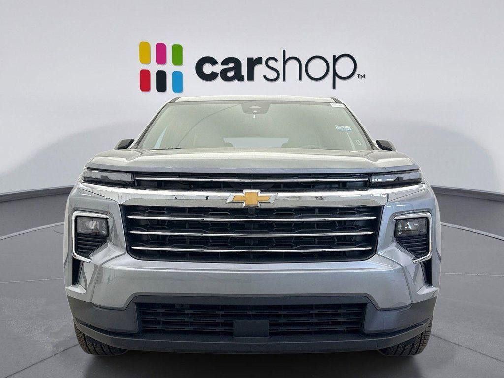 used 2025 Chevrolet Traverse car, priced at $40,800