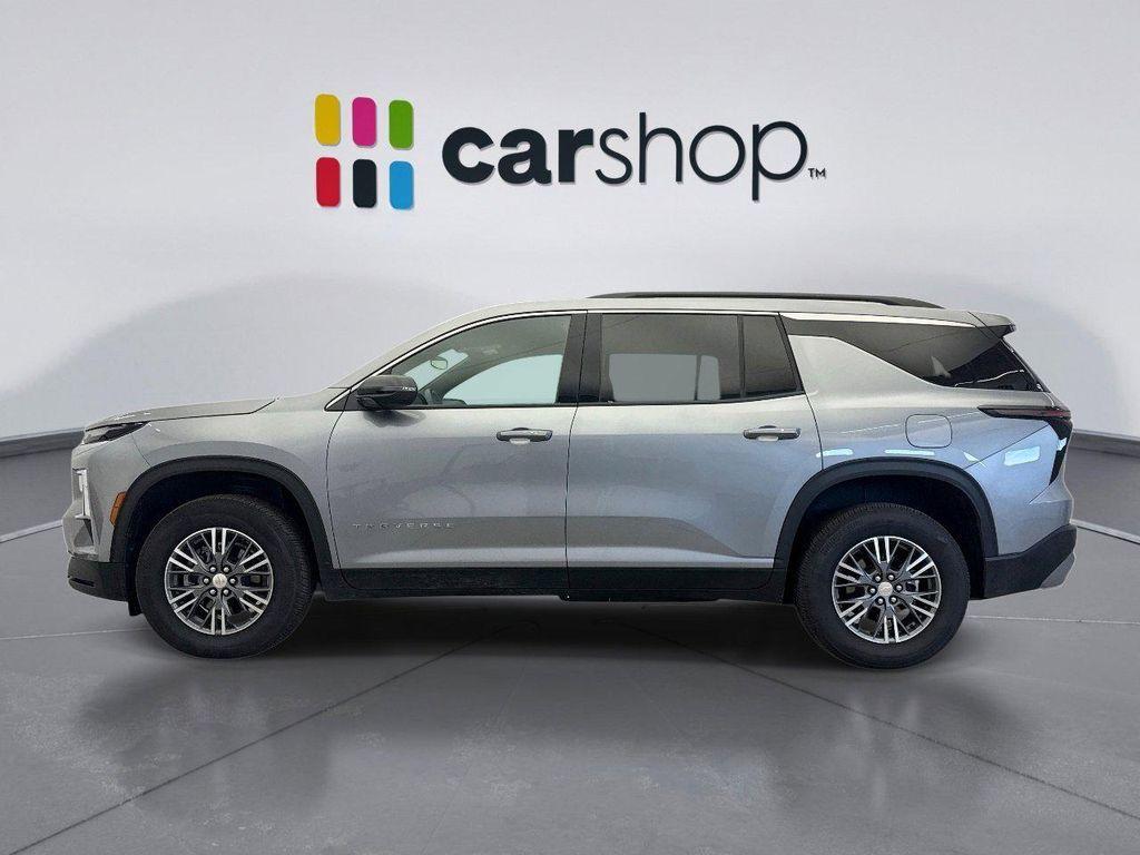 used 2025 Chevrolet Traverse car, priced at $40,800
