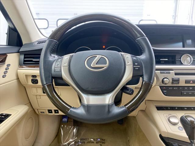 used 2013 Lexus ES 350 car, priced at $15,349