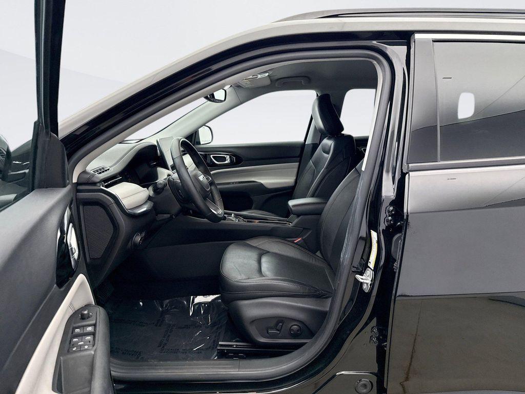 used 2022 Jeep Compass car, priced at $22,199