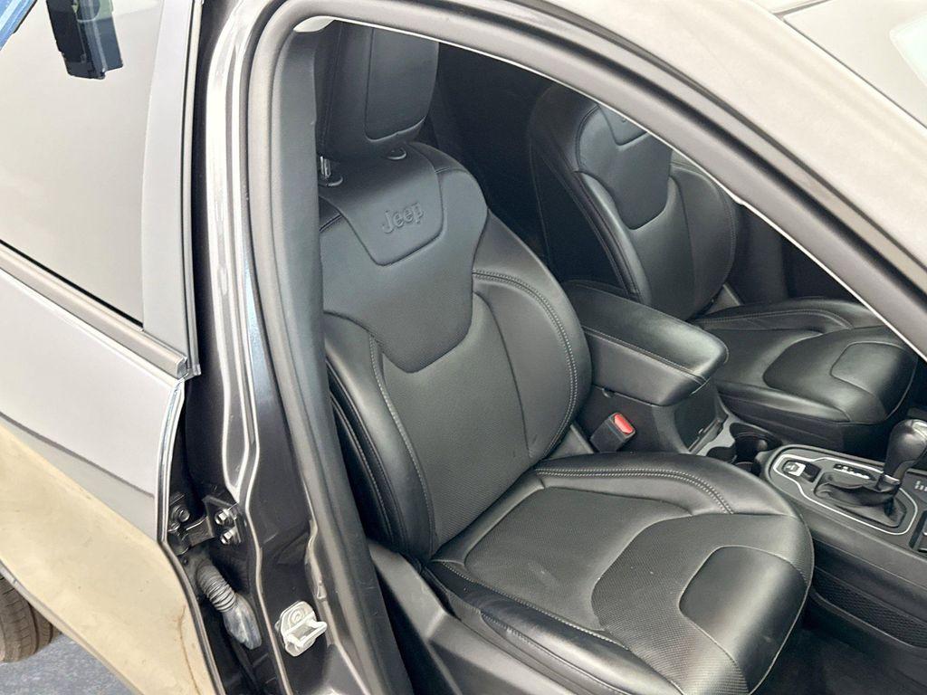 used 2022 Jeep Cherokee car, priced at $23,799