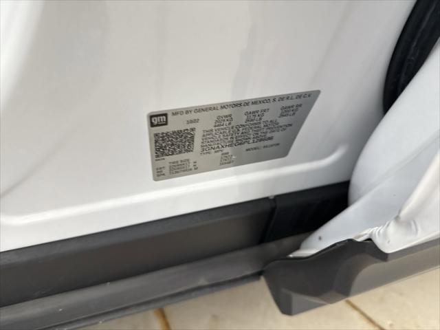 used 2023 Chevrolet Equinox car, priced at $20,999