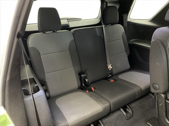 used 2022 Chevrolet Traverse car, priced at $28,299