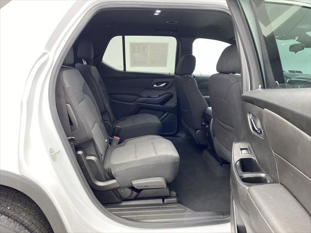 used 2022 Chevrolet Traverse car, priced at $28,299