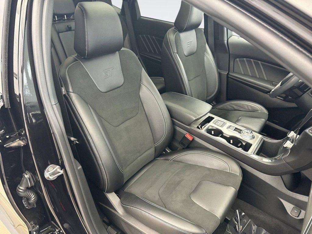 used 2024 Ford Edge car, priced at $38,698