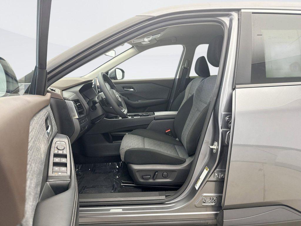 used 2023 Nissan Rogue car, priced at $24,199