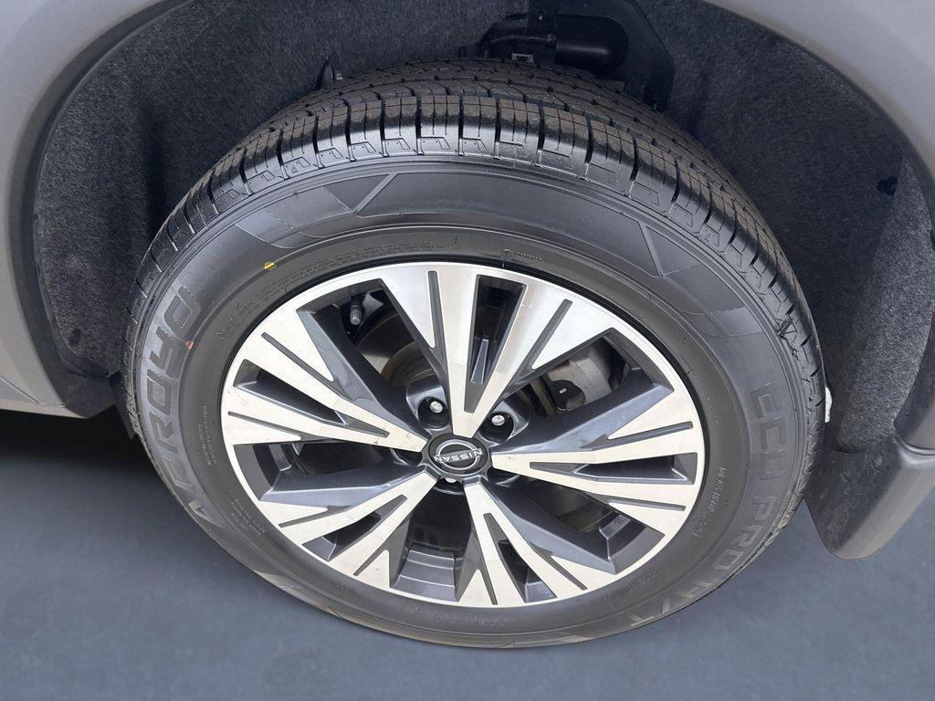 used 2023 Nissan Rogue car, priced at $24,199