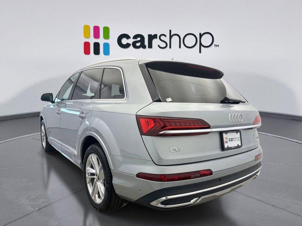used 2024 Audi Q7 car, priced at $43,498