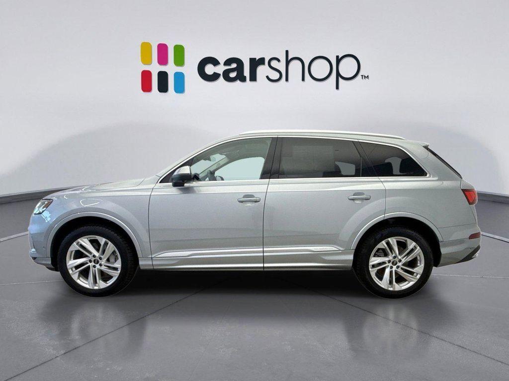 used 2024 Audi Q7 car, priced at $43,498