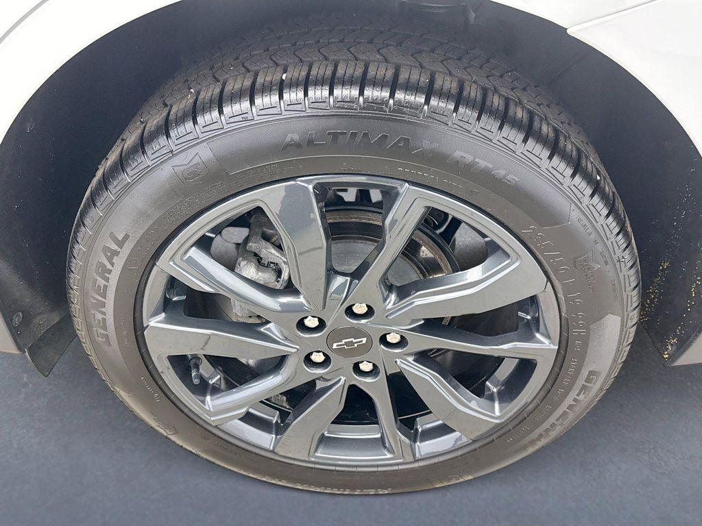 used 2022 Chevrolet Equinox car, priced at $21,997