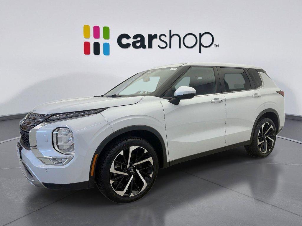 used 2023 Mitsubishi Outlander car, priced at $24,099