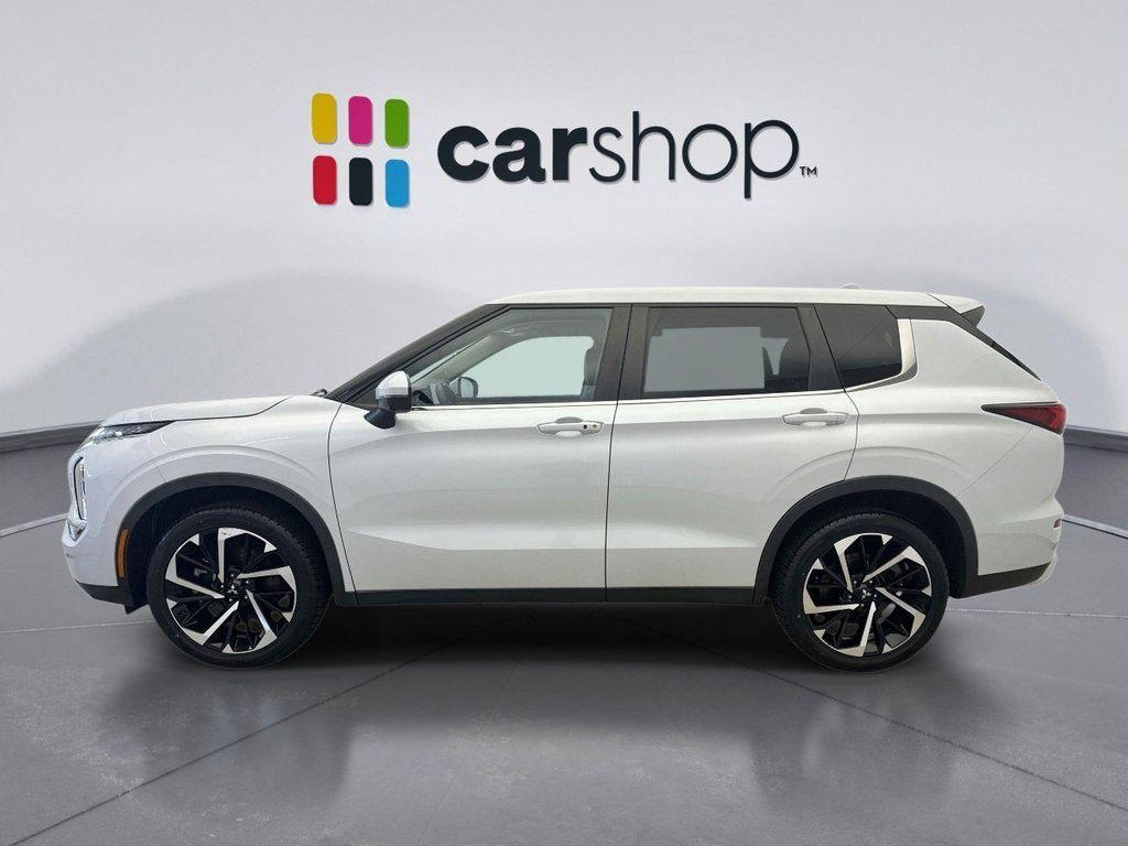 used 2023 Mitsubishi Outlander car, priced at $24,099