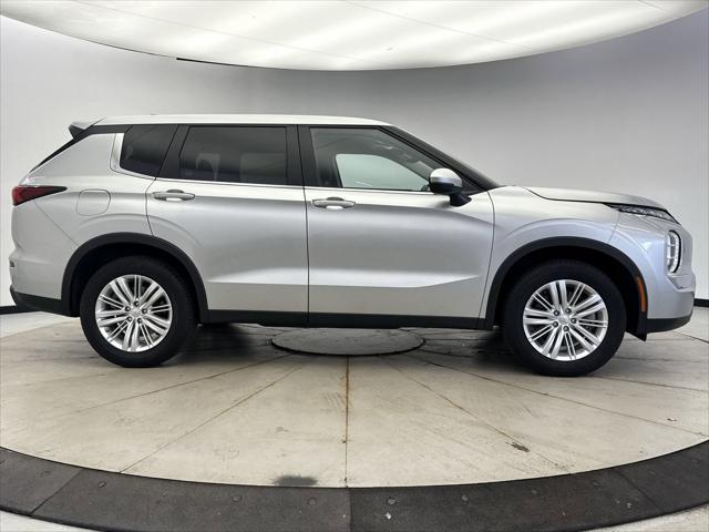 used 2024 Mitsubishi Outlander car, priced at $26,900