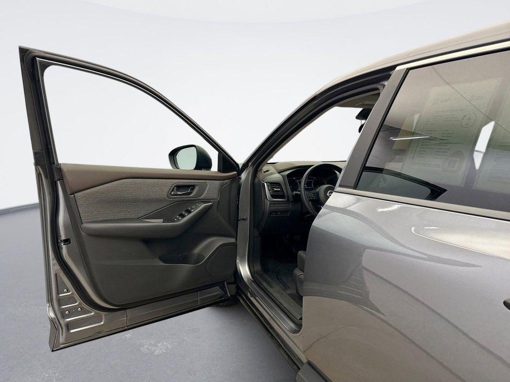 used 2023 Nissan Rogue car, priced at $21,399