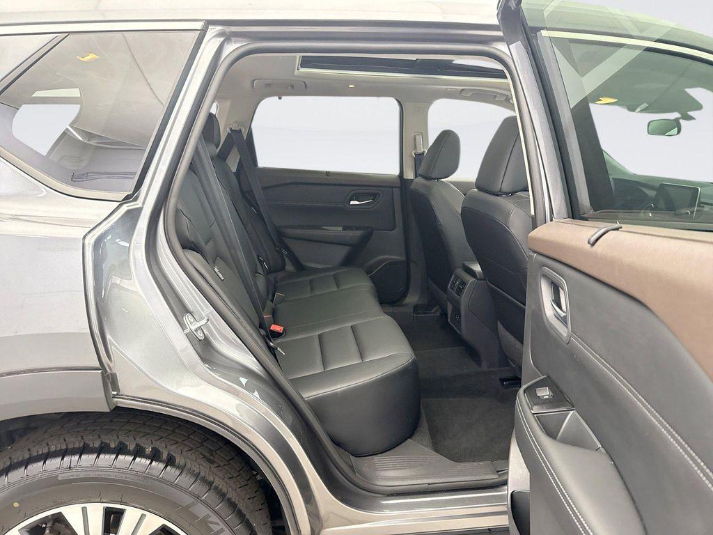 used 2023 Nissan Rogue car, priced at $24,999