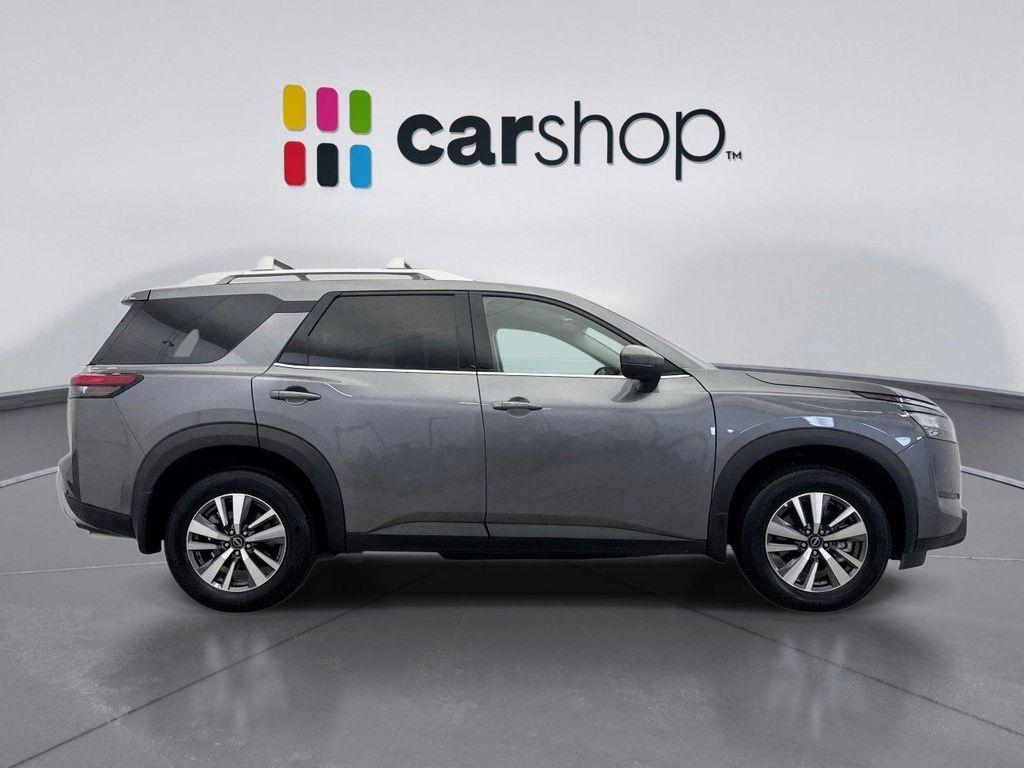 used 2025 Nissan Pathfinder car, priced at $41,099