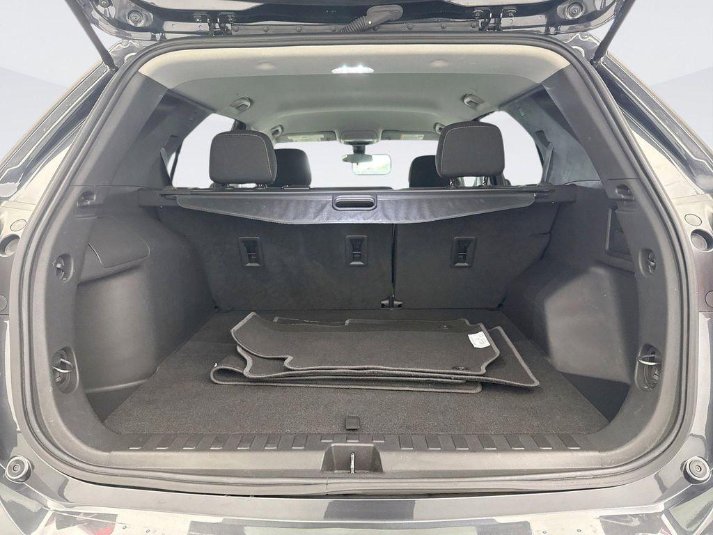 used 2023 Chevrolet Equinox car, priced at $19,197