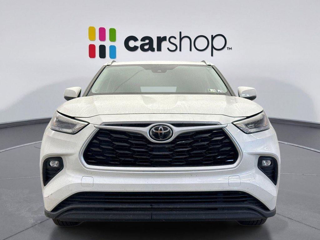 used 2021 Toyota Highlander car, priced at $30,150