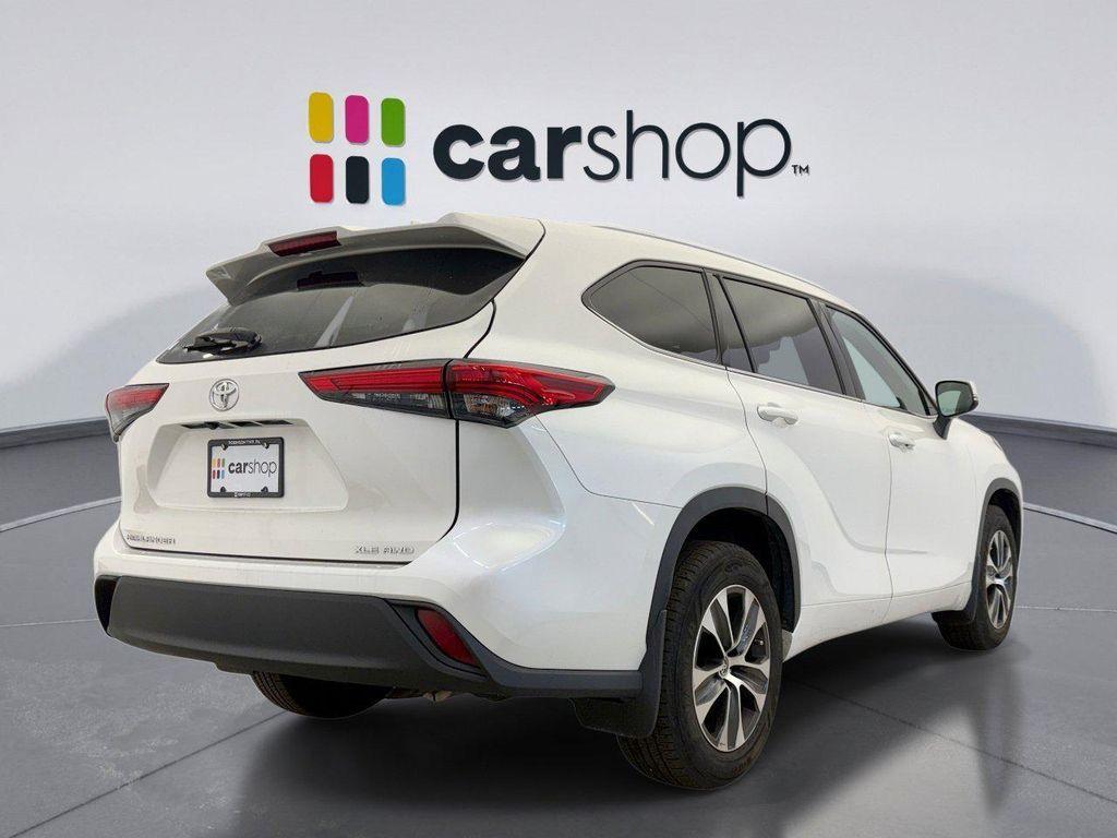 used 2021 Toyota Highlander car, priced at $30,150