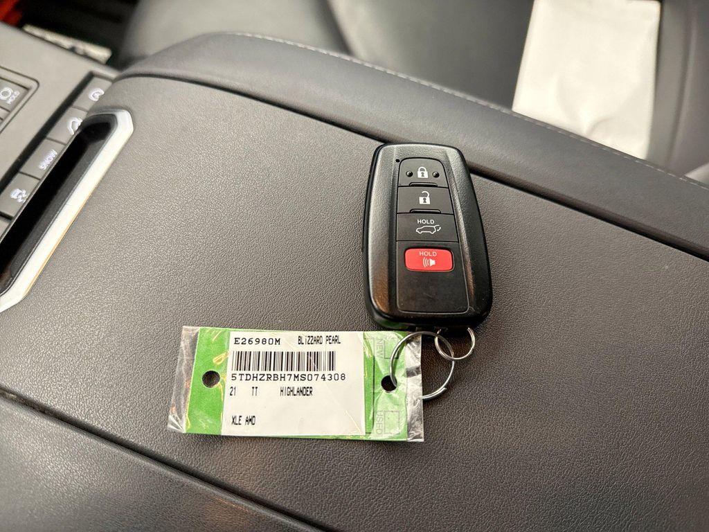 used 2021 Toyota Highlander car, priced at $30,150