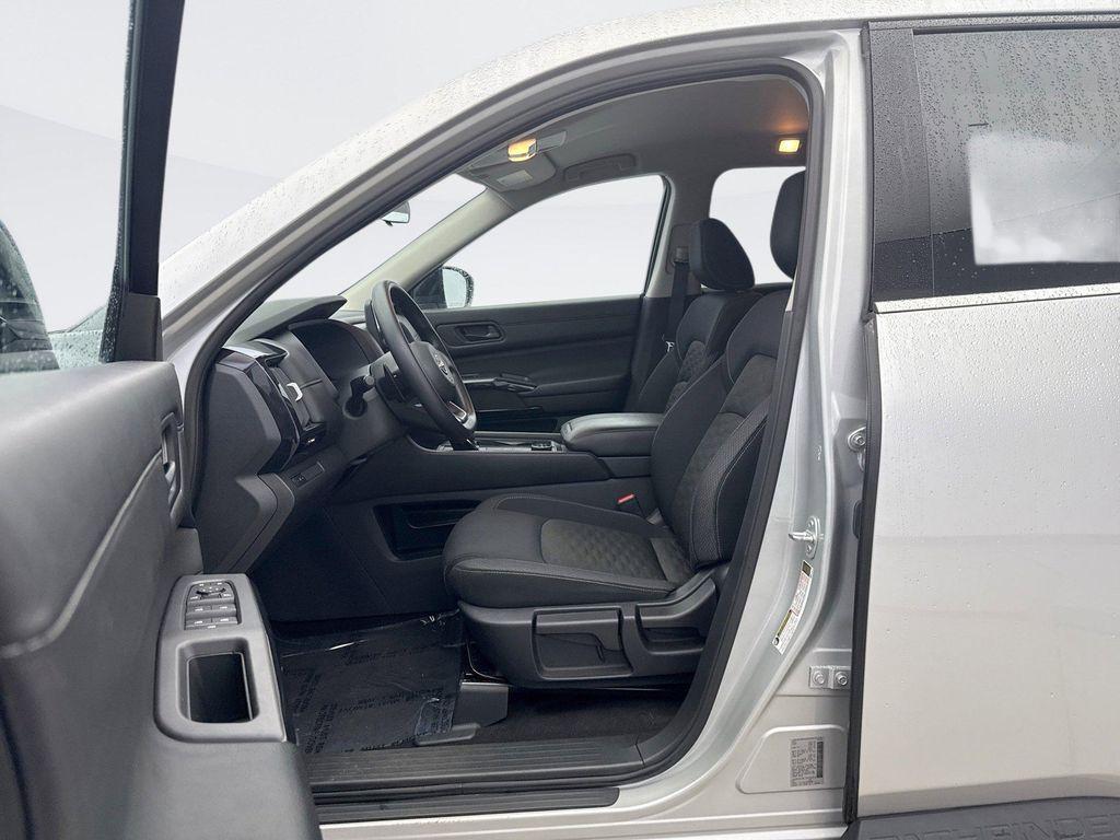 used 2024 Nissan Pathfinder car, priced at $31,499