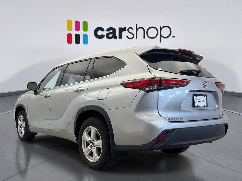 used 2022 Toyota Highlander car, priced at $32,398