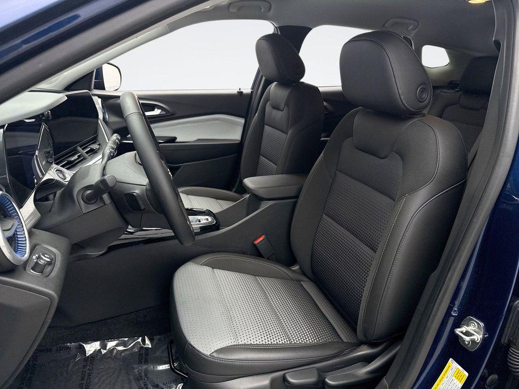 used 2024 Chevrolet Trax car, priced at $21,798