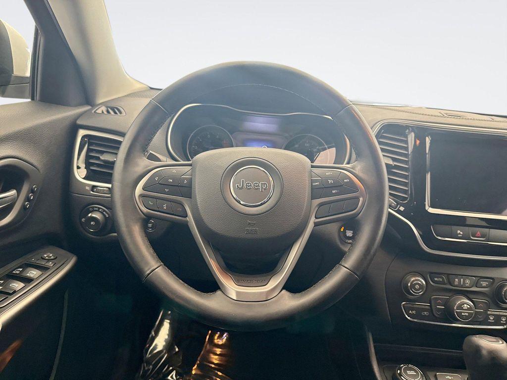 used 2019 Jeep Cherokee car, priced at $19,048