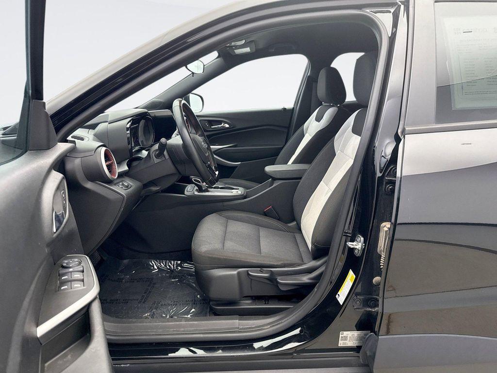 used 2024 Chevrolet Trax car, priced at $21,498