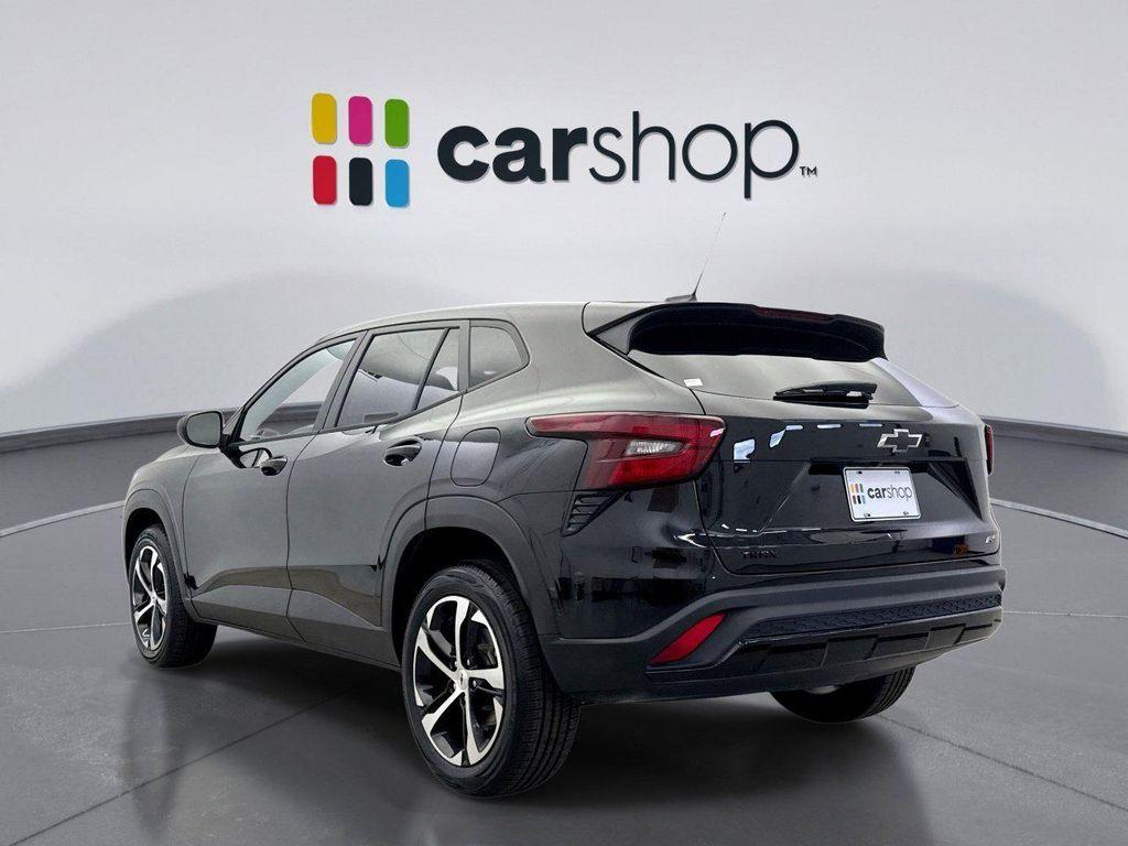 used 2024 Chevrolet Trax car, priced at $21,498
