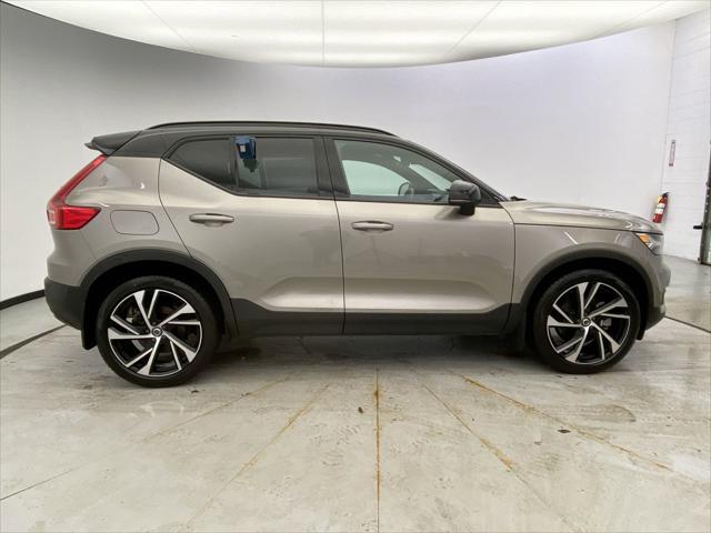 used 2022 Volvo XC40 car, priced at $30,798