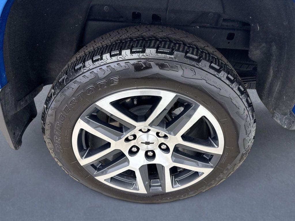 used 2024 Chevrolet Colorado car, priced at $37,896