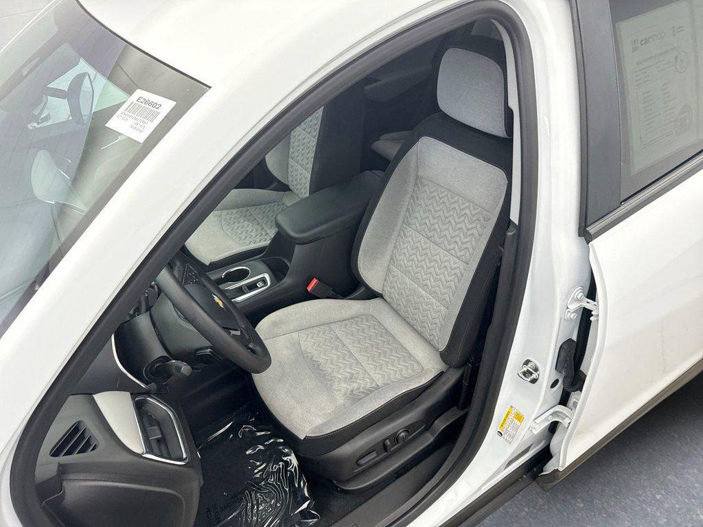 used 2022 Chevrolet Equinox car, priced at $19,999