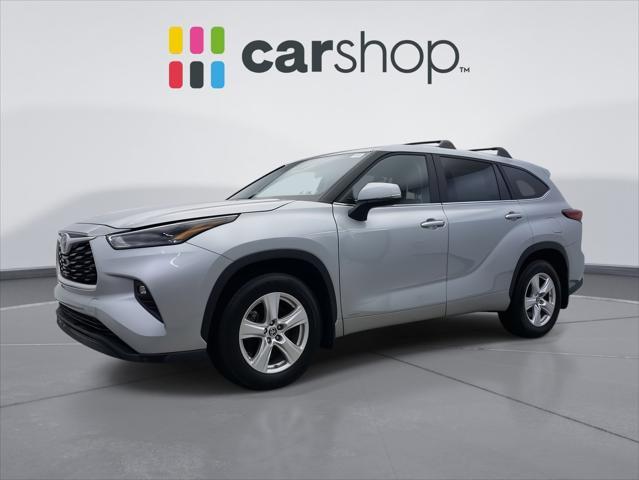 used 2023 Toyota Highlander Hybrid car, priced at $37,599