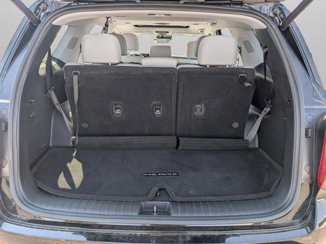 used 2024 Hyundai Palisade car, priced at $36,426