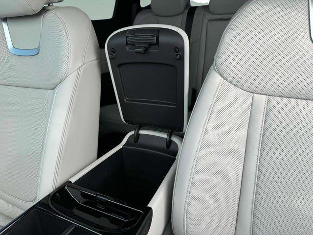 new 2025 Hyundai TUCSON Hybrid car, priced at $41,484