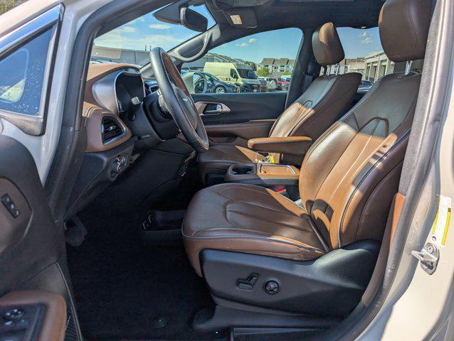 used 2020 Chrysler Pacifica Hybrid car, priced at $25,301