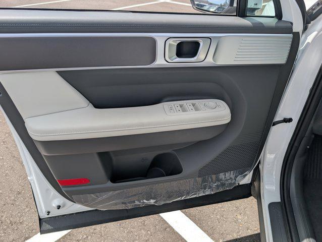 new 2025 Hyundai Santa Fe car, priced at $40,602