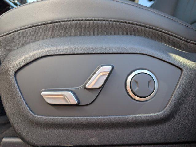 new 2025 Hyundai Santa Fe car, priced at $39,107