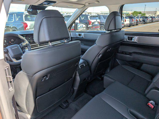 new 2025 Hyundai Santa Fe car, priced at $39,107